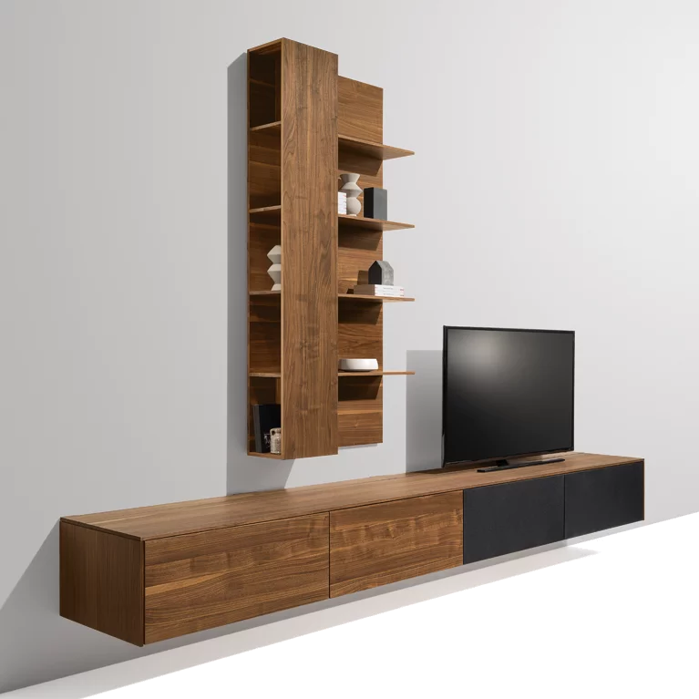 hängende Wohnwand filigno in Nussbaum Vollholz filigno Wohnwand hängend in Nussbaum Vollholz