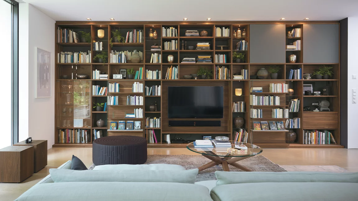 cubus Wandregal mit dem stern Couchtisch aus Nussbaum massiv cubus Wandregal mit Drehtüren und stern Couchtisch aus Nussbaum massiv