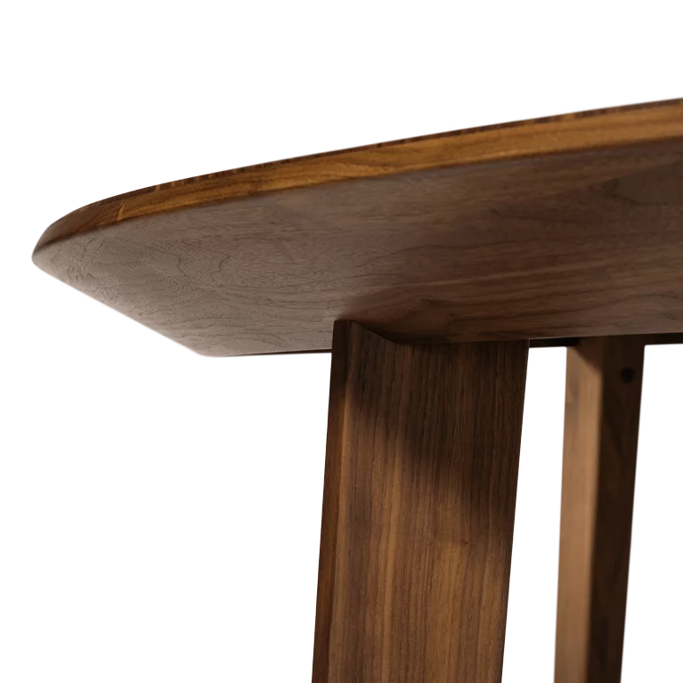 round dining table extendable in walnut, detailed view extendable, round miró dining table in walnut wood, detailed view