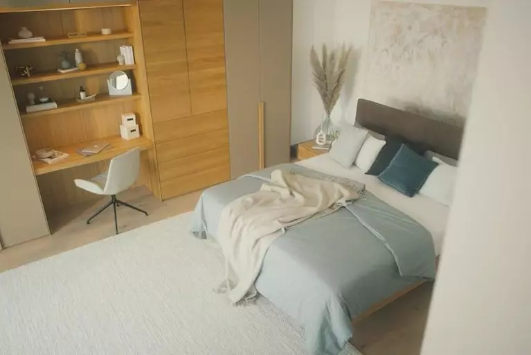 float bed | oak | TEAM 7